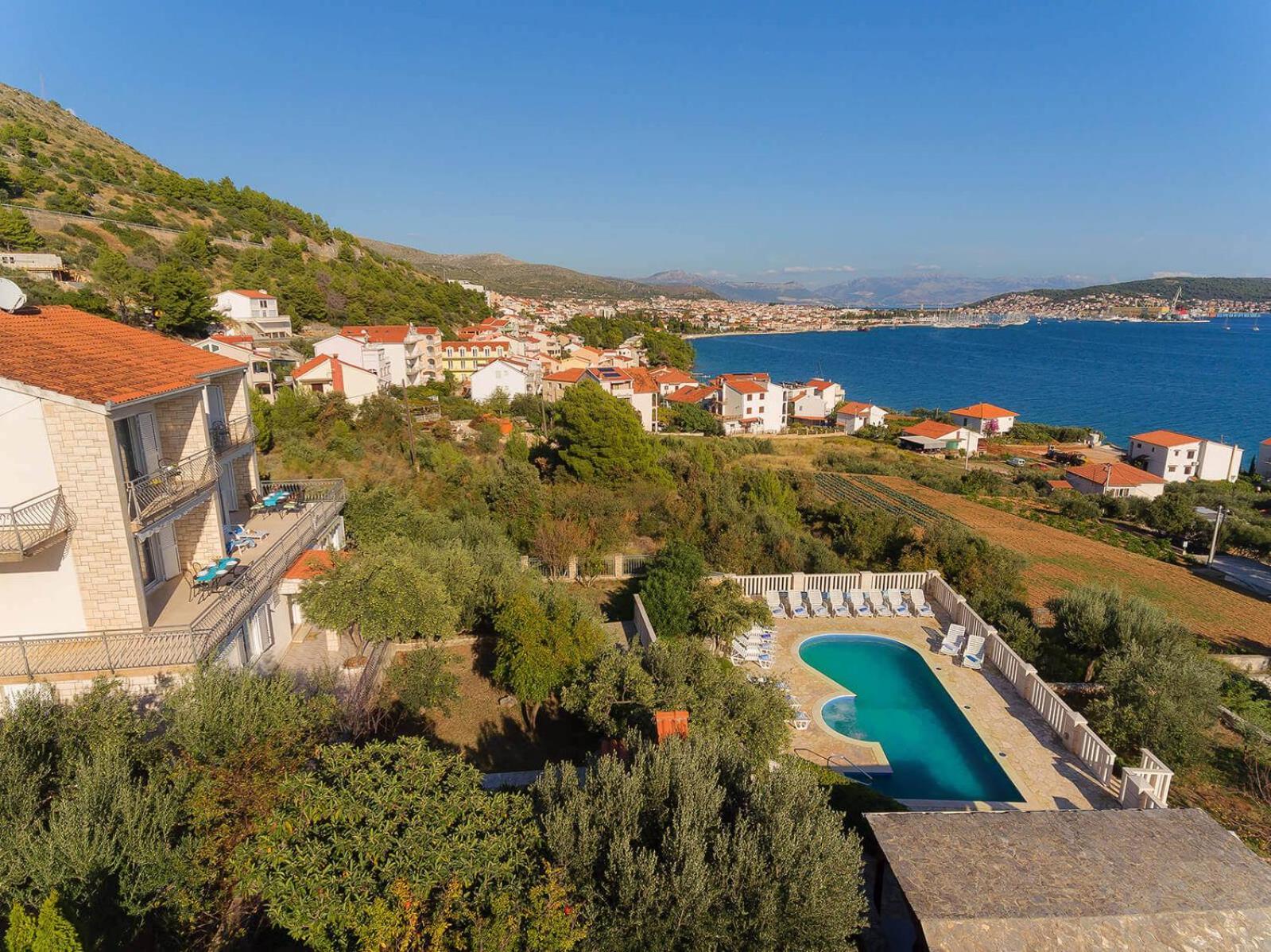 טרוגיר Residence Villa Irena Apartments מראה חיצוני תמונה
