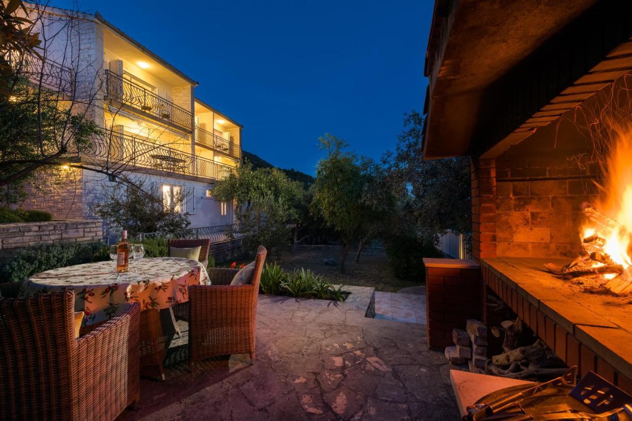 טרוגיר Residence Villa Irena Apartments מראה חיצוני תמונה